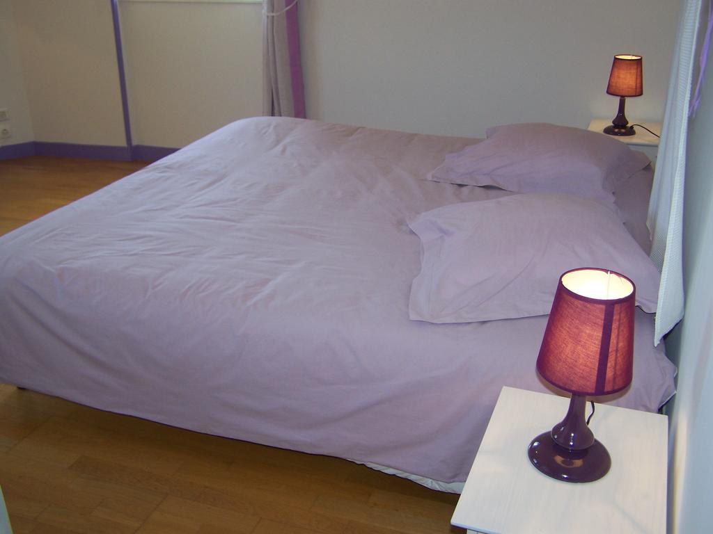 Bed and Breakfast Les Cigales Charols Номер фото